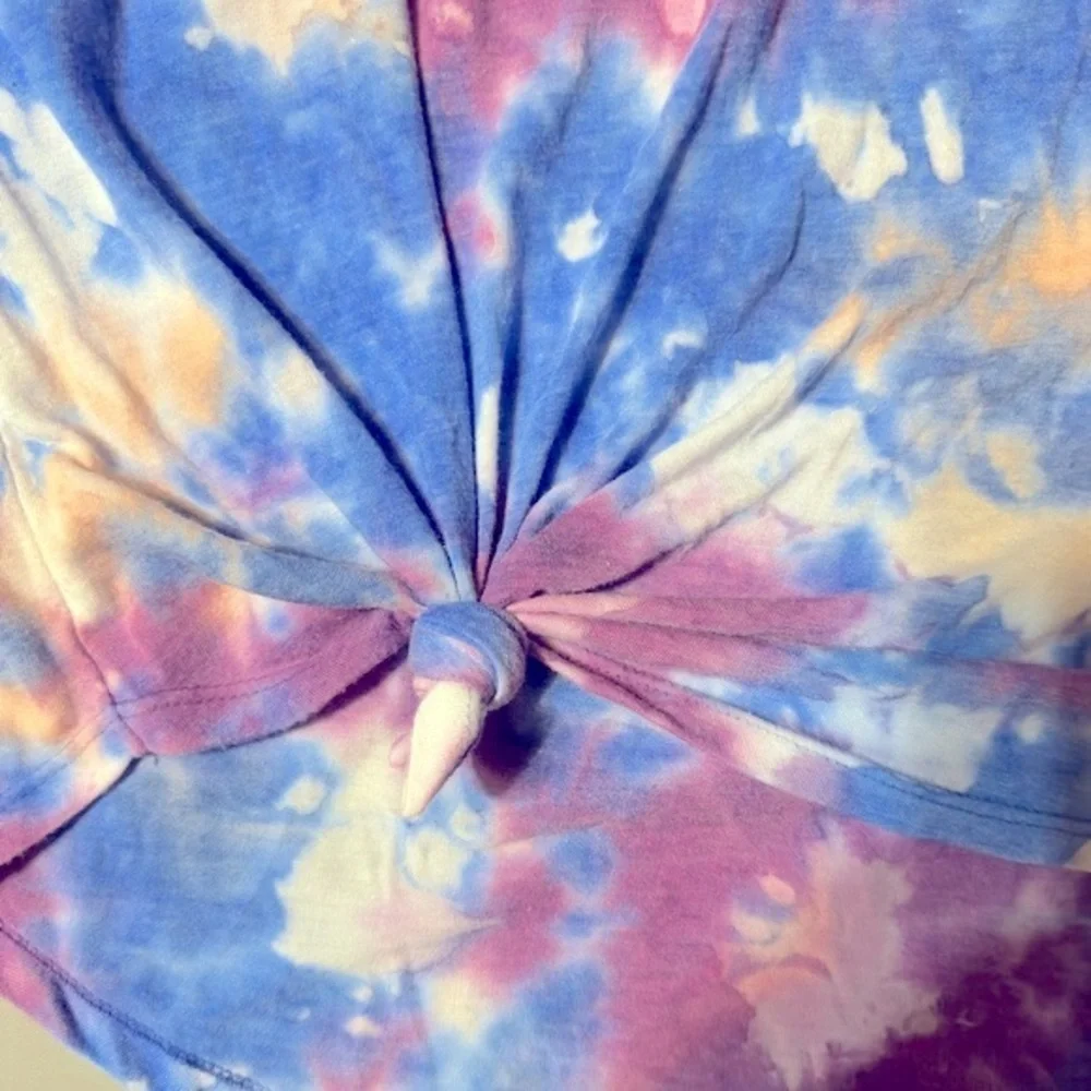 SO women’s tie dye tank top size small